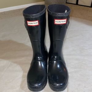Black hunter midi boots size 8 (39) excellent used condition
